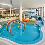 Z Basenem-polanki Aqua - Kolberg