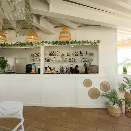 Z Basenem-polanki Aqua - 코워브제크